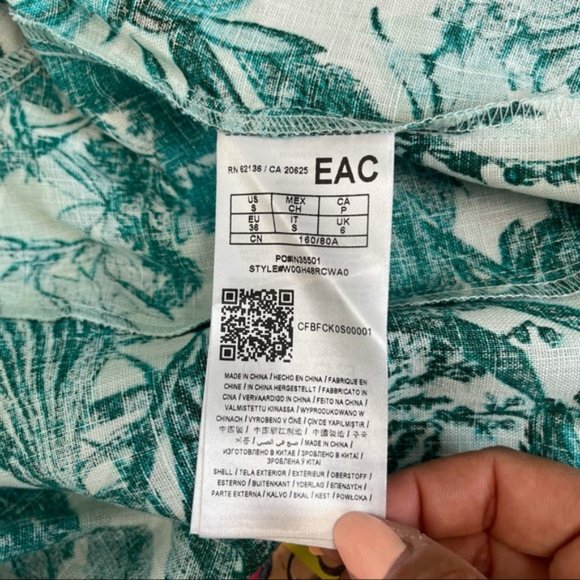 Guess Telana 100% Linen Jungle Print Top Small NWT - Picture 9 of 9